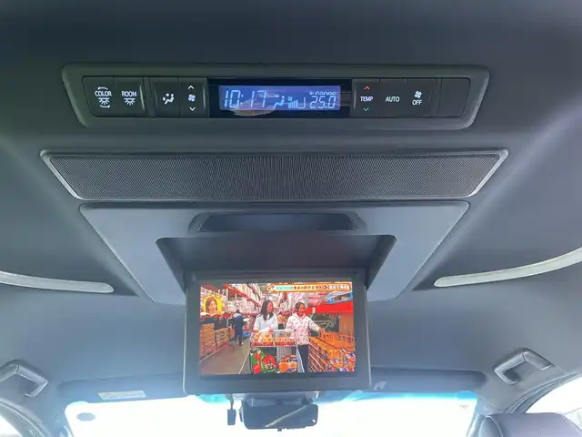 トヨタ アルファードハイブリット エグゼクティブ ラウンジ S 群馬県 2019(令1)年 1万km ホワイトパールクリスタルシャイン 法人ワンオーナー/４WD/純正メモリナビ、地デジ、Bluetooth、CD、DVD、MSV/JBLサウンドシステム/純正フリップダウンモニター/アラウンドビューモニター/デジタルインナーミラー/プリクラッシュセーフティ/レーダーブレーキサポート/ブラインドスポットモニター/ビルトインETC2.0/LEDヘッドライト/AFS/パワーバックドア/黒レザーシート/前席2列目オットマン、シートヒーター/　エアシート、パワーシート/ステアリングヒーター/ウインカーミラー/スマートキー×３/ドアバイザー/保証書、取説