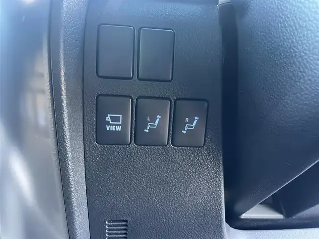 トヨタ アルファードハイブリット エグゼクティブ ラウンジ S 群馬県 2019(令1)年 1万km ホワイトパールクリスタルシャイン 法人ワンオーナー/４WD/純正メモリナビ、地デジ、Bluetooth、CD、DVD、MSV/JBLサウンドシステム/純正フリップダウンモニター/アラウンドビューモニター/デジタルインナーミラー/プリクラッシュセーフティ/レーダーブレーキサポート/ブラインドスポットモニター/ビルトインETC2.0/LEDヘッドライト/AFS/パワーバックドア/黒レザーシート/前席2列目オットマン、シートヒーター/　エアシート、パワーシート/ステアリングヒーター/ウインカーミラー/スマートキー×３/ドアバイザー/保証書、取説