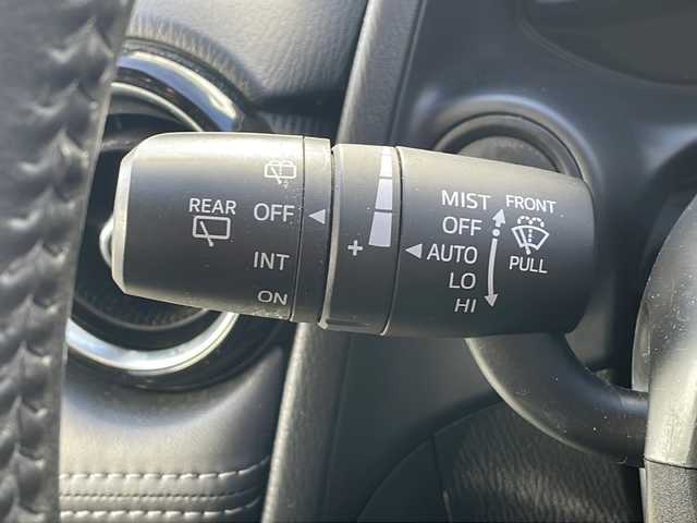 マツダ デミオ 13S ツーリング 三重県 2017(平29)年 3.3万km ダイナミックブルーマイカ メーカーオプションＳＤナビ/バックカメラ/社外前後ドラレコ/前席シートヒーター/ヘッドアップディスプレイ/ＥＴＣ/ステアリングスイッチ/電動格納ミラー/衝突被害軽減システム/フルセグＴＶ/ＣＤ．ＤＶＤ再生/Ｂｌｕｅｔｏｏｔｈ/ＵＳＢ入力端子/AUX