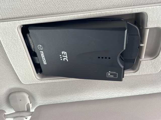 マツダ デミオ 13S ツーリング 三重県 2017(平29)年 3.3万km ダイナミックブルーマイカ メーカーオプションＳＤナビ/バックカメラ/社外前後ドラレコ/前席シートヒーター/ヘッドアップディスプレイ/ＥＴＣ/ステアリングスイッチ/電動格納ミラー/衝突被害軽減システム/フルセグＴＶ/ＣＤ．ＤＶＤ再生/Ｂｌｕｅｔｏｏｔｈ/ＵＳＢ入力端子/AUX