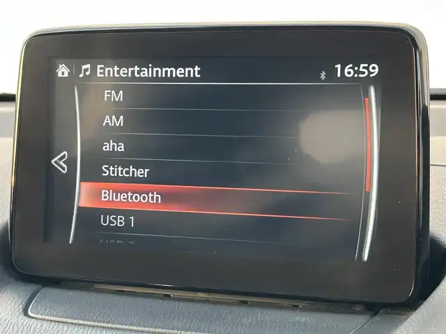 マツダ デミオ 13S ツーリング 熊本県 2018(平30)年 5.7万km ソウルレッドクリスタルM 純正7インチSDナビ/AM/FM/CD/DVD/TV/Bluetooth/フルセグTV/バックカメラ／全方位カメラ/ETC/ドライブレコーダー(前後）/ABS/横滑り防止装置/盗難防止装置/車間認知支援システム/ブラインドスポットモニター/交通標識認識システム/ドライバーアテンションアラート/ヘッドアップディスプレイ/コーナーセンサー（前後）/衝突被害軽減ブレーキ/レーダークルーズコントロール/レーンキープアシスト/布シート/シートヒーター（D/N)/LEDヘッドライト/オートライト/オートマチックハイビーム/プッシュスタート/アイドリングストップ/スマートキー/スペアキー/電動格納ミラー/ウィンカーミラー/ドアバイザー/純正フロアマット/15インチ純正AW/純正フロアマット