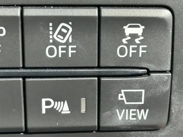 マツダ デミオ 13S ツーリング 熊本県 2018(平30)年 5.7万km ソウルレッドクリスタルM 純正7インチSDナビ/AM/FM/CD/DVD/TV/Bluetooth/フルセグTV/バックカメラ／全方位カメラ/ETC/ドライブレコーダー(前後）/ABS/横滑り防止装置/盗難防止装置/車間認知支援システム/ブラインドスポットモニター/交通標識認識システム/ドライバーアテンションアラート/ヘッドアップディスプレイ/コーナーセンサー（前後）/衝突被害軽減ブレーキ/レーダークルーズコントロール/レーンキープアシスト/布シート/シートヒーター（D/N)/LEDヘッドライト/オートライト/オートマチックハイビーム/プッシュスタート/アイドリングストップ/スマートキー/スペアキー/電動格納ミラー/ウィンカーミラー/ドアバイザー/純正フロアマット/15インチ純正AW/純正フロアマット