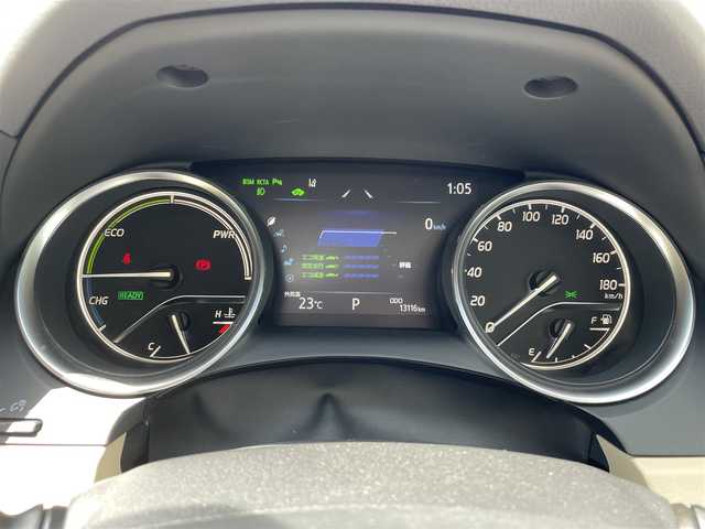 トヨタ カムリ G レザーパッケージ 愛知県 2019(令1)年 1.4万km アティチュードブラックマイカ ・純正メーカーナビ/・バックカメラ/・フルセグTV/・CD/DVD再生/・JBLサウンド/・ETC2.0/・Bluetooth/USB接続/・アダプティブクルーズコントロール/・MTモード付きAT/・パワーシート（D/N）/・シートヒーター（D/N）/・パノラマムーンルーフ/・純正フロアマット/・純正１８インチアルミホイール/・LEDヘッドライト/・オートマチックハイビーム/・コーナーセンサー/・横滑り防止装置/・プリクラッシュセーフティ/・レーンディパーチャーアラート（ステアリング制御機能付き）/・ブラインドスポットモニター/・電動パーキングブレーキ/・ブレーキホールド/・ドライブレコーダー（前）/・AC100V/・ステアリングアシステッドビークルスタビリティコントロール/・セカンダリーコリジョンブレーキ/・オートグライドコントロール
