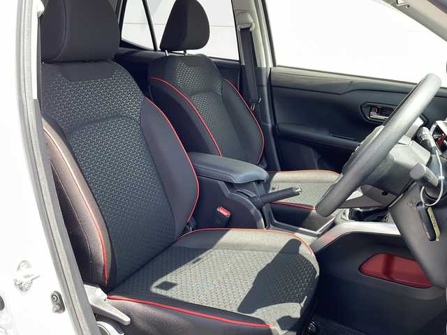 トヨタ ライズ G 大阪府 2020(令2)年 2.8万km シャイニングホワイトパール ワンオーナー/全方位カメラ/前後ドライブレコーダー/フルセグTV/Bluetooth/USB/AppleCarPlay/ABS/衝突軽減システム/前後コーナーセンサー/レーンキープアシスト/アイドリングストップ/オートライト/LEDライト/盗難防止装置/横滑り防止装置/ETC/純正アルミホイール/純正フロアマット