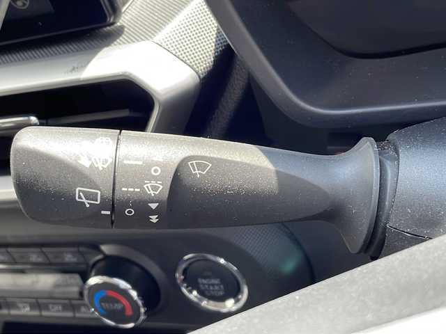 トヨタ ライズ G 大阪府 2020(令2)年 2.8万km シャイニングホワイトパール ワンオーナー/全方位カメラ/前後ドライブレコーダー/フルセグTV/Bluetooth/USB/AppleCarPlay/ABS/衝突軽減システム/前後コーナーセンサー/レーンキープアシスト/アイドリングストップ/オートライト/LEDライト/盗難防止装置/横滑り防止装置/ETC/純正アルミホイール/純正フロアマット