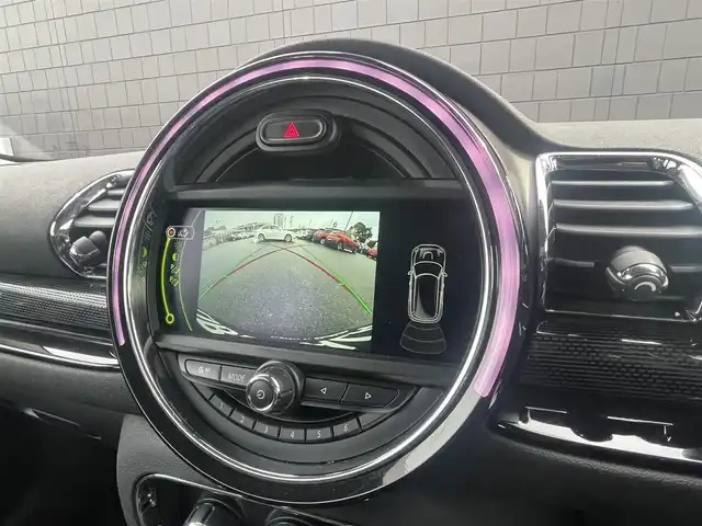 ＭＩＮＩ ミニ クラブマン クーパー 静岡県 2016(平28)年 3.5万km ブリティッシュ・レーシング・グリーン・メタリック 純正HDDナビ/Bluetooth/USB/AUX/AM/FM/リヤビュー・カメラ/クルーズコントロール/コンフォート・アクセス/純正LEDヘッドライト/純正17インチAW/PDC（リヤ）/スペアキー有