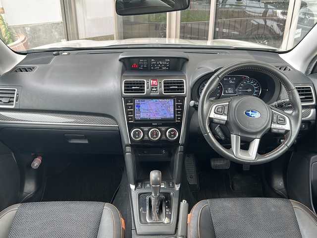 スバル フォレスター Xブレイク 静岡県 2016(平28)年 9.2万km デザートカーキ 純正ナビ/・FM/AM/・SD/・iPod/・フルセグTV/・USB/・Bluetooth/・MEMORY MUSIC/・CD/DVD/主要装備/・バックカメラ/・ドライブレコーダー/・アイサイト/・ＥＴＣ/・全席シートヒーター/・アイドリングストップ/・ＭＴモード付ＡＴ/・サイドカーテンエアバッグ/・横滑り防止装置/・ステアリング電動ヘッドランプ/・X-MODE/・SI-DRIVE/・ハーフレザーシート/・運転席+助手席パワーシート
