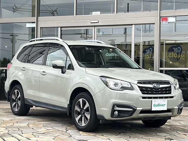 スバル フォレスター Xブレイク 静岡県 2016(平28)年 9.2万km デザートカーキ 純正ナビ/・FM/AM/・SD/・iPod/・フルセグTV/・USB/・Bluetooth/・MEMORY MUSIC/・CD/DVD/主要装備/・バックカメラ/・ドライブレコーダー/・アイサイト/・ＥＴＣ/・全席シートヒーター/・アイドリングストップ/・ＭＴモード付ＡＴ/・サイドカーテンエアバッグ/・横滑り防止装置/・ステアリング電動ヘッドランプ/・X-MODE/・SI-DRIVE/・ハーフレザーシート/・運転席+助手席パワーシート