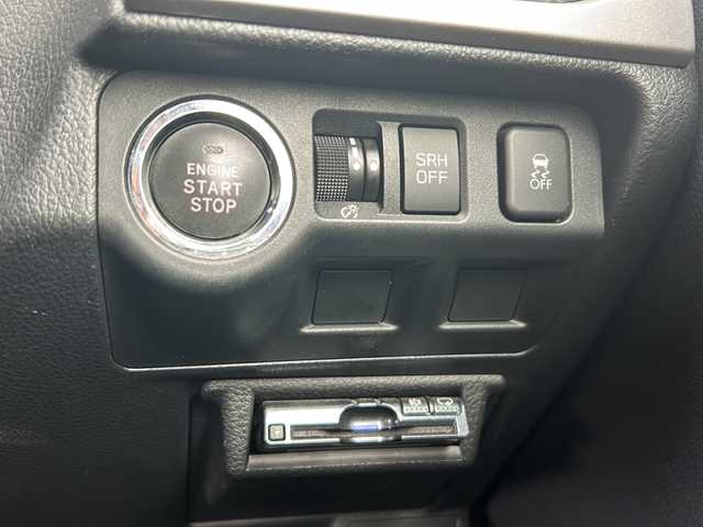 スバル フォレスター Xブレイク 静岡県 2016(平28)年 9.2万km デザートカーキ 純正ナビ/・FM/AM/・SD/・iPod/・フルセグTV/・USB/・Bluetooth/・MEMORY MUSIC/・CD/DVD/主要装備/・バックカメラ/・ドライブレコーダー/・アイサイト/・ＥＴＣ/・全席シートヒーター/・アイドリングストップ/・ＭＴモード付ＡＴ/・サイドカーテンエアバッグ/・横滑り防止装置/・ステアリング電動ヘッドランプ/・X-MODE/・SI-DRIVE/・ハーフレザーシート/・運転席+助手席パワーシート