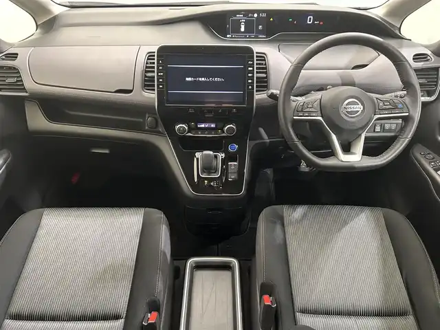 日産 セレナ e－パワー ハイウェイスター V 愛媛県 2020(令2)年 3.4万km ブリリアントホワイトパール ・１０型ナビ（フルセグＴＶ・ＢＴ・ＣＤ・ＤＶＤ・ＦＭ・ＡＭ・ＳＤ）/・全方位カメラ　/・前方ドラレコ　/・ＥＴＣ　/・１１型後席モニター　/・両側電動ドア　/・レーダークルーズコントロール　/・プロパイロット　/・レーンキープアシスト/・デジタルインナーミラー/・スマートキー