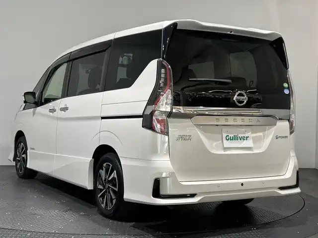日産 セレナ e－パワー ハイウェイスター V 愛媛県 2020(令2)年 3.4万km ブリリアントホワイトパール ・１０型ナビ（フルセグＴＶ・ＢＴ・ＣＤ・ＤＶＤ・ＦＭ・ＡＭ・ＳＤ）/・全方位カメラ　/・前方ドラレコ　/・ＥＴＣ　/・１１型後席モニター　/・両側電動ドア　/・レーダークルーズコントロール　/・プロパイロット　/・レーンキープアシスト/・デジタルインナーミラー/・スマートキー