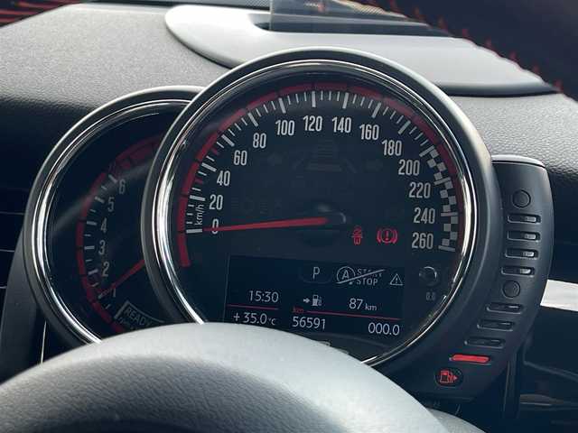 ＭＩＮＩ ミニ ジョンクーパーワークス 山梨県 2017(平29)年 5.7万km レベルグリーン SR/H/Kスピーカー /HUD /ACC /Bカメラ/純正ＨＤＤナビ/ＢＴ/エキサイトメントＰ/ドライビングモード/純正１８ＡＷ/ミラー型ＥＴＣ/取説/スペアキー/コンフォートＡ/インテリジェントＳ/ＰＤＣ/Ａライト/ＬＥＤヘッドライト