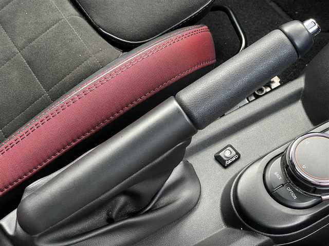 ＭＩＮＩ ミニ ジョンクーパーワークス 山梨県 2017(平29)年 5.7万km レベルグリーン SR/H/Kスピーカー /HUD /ACC /Bカメラ/純正ＨＤＤナビ/ＢＴ/エキサイトメントＰ/ドライビングモード/純正１８ＡＷ/ミラー型ＥＴＣ/取説/スペアキー/コンフォートＡ/インテリジェントＳ/ＰＤＣ/Ａライト/ＬＥＤヘッドライト