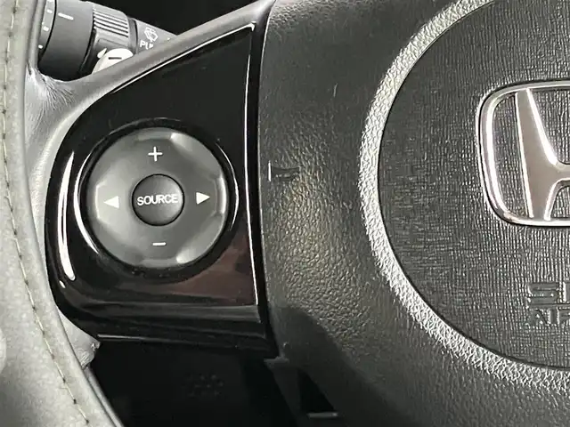 ホンダ Ｎ ＢＯＸ スラッシュ X ターボパッケージ 山口県 2016(平28)年 4.9万km アッシュグリーンメタリック 社外メモリーナビ＆/フルセグTV＆バックカメラ/フロアマット/ドアバイザー/純正HIDライト/純正15インチアルミ/スマートキー/エンジンプッシュスタート/クルーズコントロール/オートライト/パドルシフト/ステアリングヒーター/フロントシートヒーター/ビルトインETC