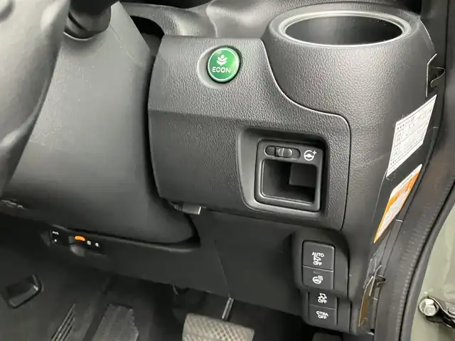 ホンダ Ｎ ＢＯＸ スラッシュ X ターボパッケージ 山口県 2016(平28)年 4.9万km アッシュグリーンメタリック 社外メモリーナビ＆/フルセグTV＆バックカメラ/フロアマット/ドアバイザー/純正HIDライト/純正15インチアルミ/スマートキー/エンジンプッシュスタート/クルーズコントロール/オートライト/パドルシフト/ステアリングヒーター/フロントシートヒーター/ビルトインETC