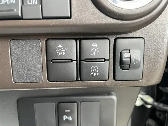 トヨタ ルーミー 大阪府 2022(令4)年 7.8万km ブラックマイカメタリック (株)IDOMが運営する【じしゃロン堺店】の自社ローン専用車両になります。/こちらは現金またはオートローンご利用時の価格です。自社ローンご希望の方は別途その旨お申付け下さい