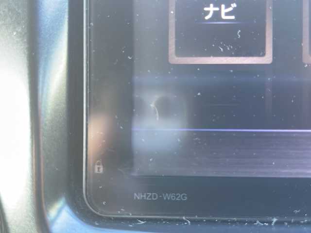 トヨタ プリウス α S 新潟県 2013(平25)年 17.7万km ブラック HDDナビ(NHZD-W62G)/フルセグテレビ/バックカメラ/ETC/LEDヘッドライト/フォグランプ/スペアキー1本