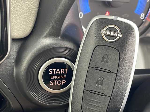 日産 デイズ X 秋田県 2024(令6)年 0.4万km 茶Ⅱ ４WD/純正メモリナビ/バックカメラ/前方ドライブレコーダー/車内録画/前後コーナーセンサー/ステアリングヒーター/純正AW/衝突被害軽減システム/盗難防止装置/前席シートヒーター/オートライト/オートマチックハイビーム/スマートキー/スペアキー