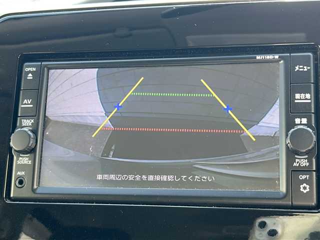 日産 セレナ e－パワー ハイウェイスター V 茨城県 2019(令1)年 5.5万km ブリリアントシルバー 純正メモリナビ【MJ118D-W】/(地デジTV・CD・BT・ラジオ再生)/両側パワースライドドア/クルーズコントロール/衝突軽減ブレーキ/バックカメラ/ドライブレコーダー/ETC/オートライト/LEDヘッドライト/純正15inアルミホイール/純正フロアマット/スマートキー