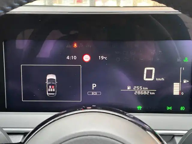 日産 ノート オーテック 千葉県 2021(令3)年 2.9万km 黒 純正9インチナビ/(フルセグTV/BT/FM/AM)/全周囲カメラ/純正ドライブレコーダー/ブラインドスポットモニター/置くだけ充電/デジタルインナーミラー/衝突被害軽減システム/レザーシート/横滑り防止装置/ビルトインETC/アイドリングストップ/LEDヘッドライト/オートライト/ウィンカーミラー/電動格納ミラー/純正16インチAW/プッシュスタート/スマートキー/フロアマット/スペアキー