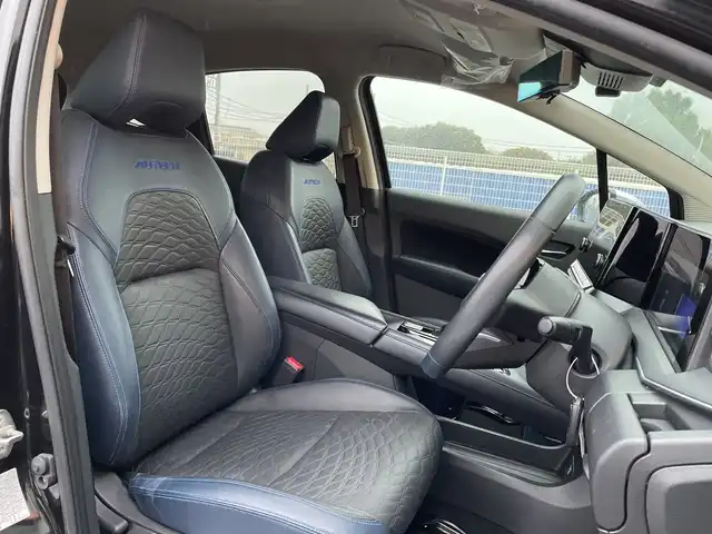 日産 ノート オーテック 千葉県 2021(令3)年 2.9万km 黒 純正9インチナビ/(フルセグTV/BT/FM/AM)/全周囲カメラ/純正ドライブレコーダー/ブラインドスポットモニター/置くだけ充電/デジタルインナーミラー/衝突被害軽減システム/レザーシート/横滑り防止装置/ビルトインETC/アイドリングストップ/LEDヘッドライト/オートライト/ウィンカーミラー/電動格納ミラー/純正16インチAW/プッシュスタート/スマートキー/フロアマット/スペアキー