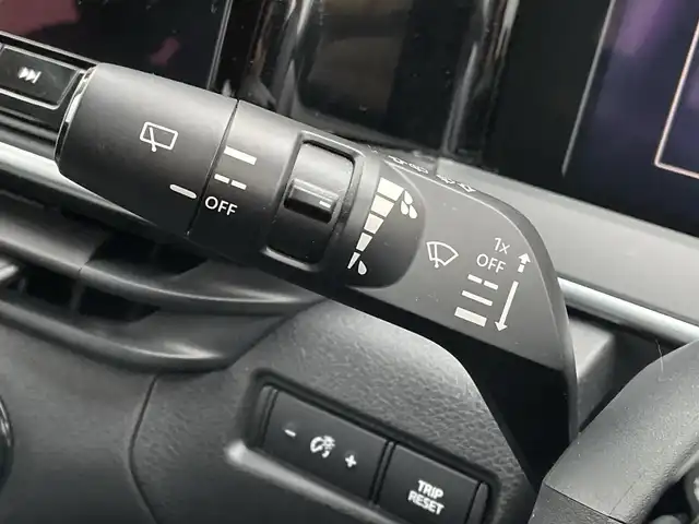 日産 ノート オーテック 千葉県 2021(令3)年 2.9万km 黒 純正9インチナビ/(フルセグTV/BT/FM/AM)/全周囲カメラ/純正ドライブレコーダー/ブラインドスポットモニター/置くだけ充電/デジタルインナーミラー/衝突被害軽減システム/レザーシート/横滑り防止装置/ビルトインETC/アイドリングストップ/LEDヘッドライト/オートライト/ウィンカーミラー/電動格納ミラー/純正16インチAW/プッシュスタート/スマートキー/フロアマット/スペアキー