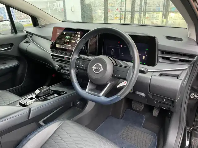 日産 ノート オーテック 千葉県 2021(令3)年 2.9万km 黒 純正9インチナビ/(フルセグTV/BT/FM/AM)/全周囲カメラ/純正ドライブレコーダー/ブラインドスポットモニター/置くだけ充電/デジタルインナーミラー/衝突被害軽減システム/レザーシート/横滑り防止装置/ビルトインETC/アイドリングストップ/LEDヘッドライト/オートライト/ウィンカーミラー/電動格納ミラー/純正16インチAW/プッシュスタート/スマートキー/フロアマット/スペアキー