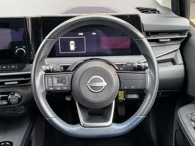 日産 ノート オーテック 千葉県 2021(令3)年 2.9万km 黒 純正9インチナビ/(フルセグTV/BT/FM/AM)/全周囲カメラ/純正ドライブレコーダー/ブラインドスポットモニター/置くだけ充電/デジタルインナーミラー/衝突被害軽減システム/レザーシート/横滑り防止装置/ビルトインETC/アイドリングストップ/LEDヘッドライト/オートライト/ウィンカーミラー/電動格納ミラー/純正16インチAW/プッシュスタート/スマートキー/フロアマット/スペアキー