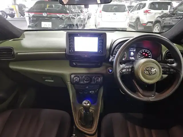 トヨタ ヤリス X 福岡県 2021(令3)年 7.6万km 黒 〇純正ナビ/〇フルセグTV/〇バックカメラ/〇ビルトインETC/〇ドライブレコーダー/〇レーダークルーズコントロール/〇オートマチックハイビーム/〇オートライト/〇LEDリアコンビネーションランプ/〇プライバシーガラス/〇革巻きステアリング/ステアリングスイッチ/〇ブラックファブリックシート/シートリフター/〇TOM　52本出しセンターマフラー/〇スマートエントリー/スタートシステム/〇プッシュスタート/〇スペアタイヤ/〇禁煙車