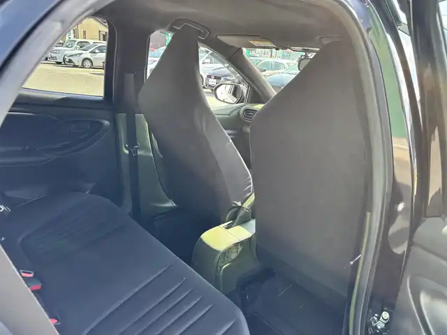 トヨタ ヤリス X 福岡県 2021(令3)年 7.6万km ブラック 〇純正ナビ/〇バックカメラ/〇ビルトインETC/〇ドライブレコーダー/〇レーダークルーズコントロール/〇セーフティセンス/・衝突被害軽減ブレーキ/・車線逸脱防止支援/・オートマチックハイビーム/・標識認識/・セカンダリーコリジョンブレーキ/〇LEDリアコンビネーションランプ/〇革巻きステアリング/〇ステアリングスイッチ/〇TOM’S二本出しセンターマフラー/〇モデリスタ15インチアルミホイール/〇スマートエントリー/スタートシステム/〇禁煙車