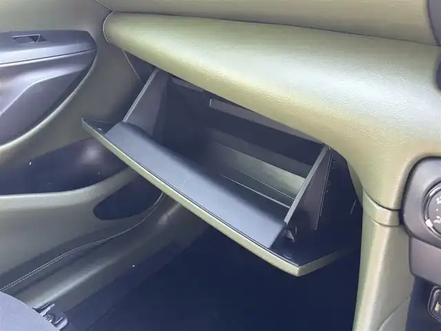 トヨタ ヤリス X 福岡県 2021(令3)年 7.6万km ブラック 〇純正ナビ/〇バックカメラ/〇ビルトインETC/〇ドライブレコーダー/〇レーダークルーズコントロール/〇セーフティセンス/・衝突被害軽減ブレーキ/・車線逸脱防止支援/・オートマチックハイビーム/・標識認識/・セカンダリーコリジョンブレーキ/〇LEDリアコンビネーションランプ/〇革巻きステアリング/〇ステアリングスイッチ/〇TOM’S二本出しセンターマフラー/〇モデリスタ15インチアルミホイール/〇スマートエントリー/スタートシステム/〇禁煙車