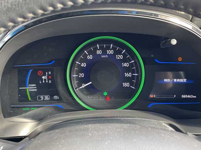 ホンダ シャトル ハイブリッド X 愛知県 2016(平28)年 6.6万km ホワイトオーキッドパール シティーブレーキアクティブシステム/SDナビ/クルーズコントロール/バックカメラ/フルセグ/CD DVD/Bluetooth/ETC/パドルシフト/ハーフレザー/LEDヘッドライト/ステアリングスイッチ/スマートキー/プッシュスタート