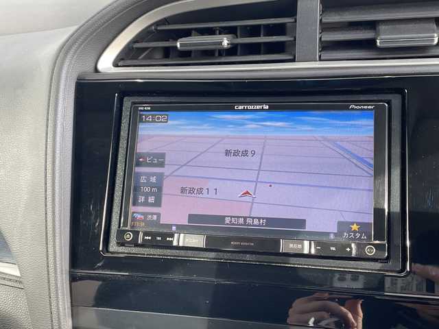 ホンダ シャトル ハイブリッド X 愛知県 2016(平28)年 6.6万km ホワイトオーキッドパール シティーブレーキアクティブシステム/SDナビ/クルーズコントロール/バックカメラ/フルセグ/CD DVD/Bluetooth/ETC/パドルシフト/ハーフレザー/LEDヘッドライト/ステアリングスイッチ/スマートキー/プッシュスタート