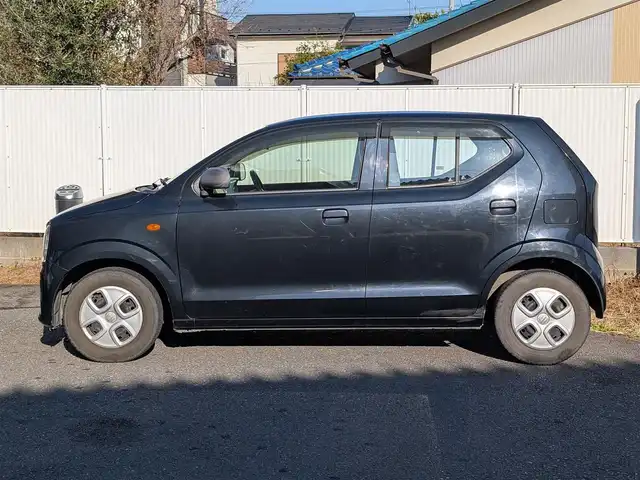 スズキ アルト L 埼玉県 2017(平29)年 3.4万km ブルーイッシュブラックパール3 純正オーディオ/　┗CD/AM・FM/AUX端子/ドアバイザー/アイドリングストップ/シートヒーター（運転席）