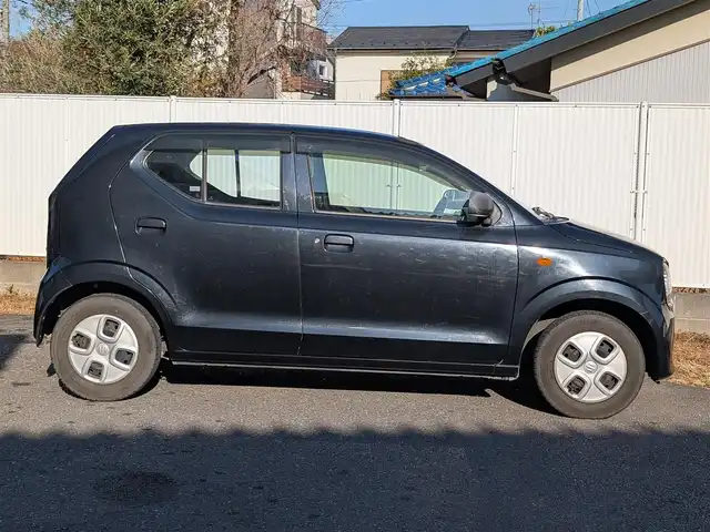 スズキ アルト L 埼玉県 2017(平29)年 3.4万km ブルーイッシュブラックパール3 純正オーディオ/　┗CD/AM・FM/AUX端子/ドアバイザー/アイドリングストップ/シートヒーター（運転席）