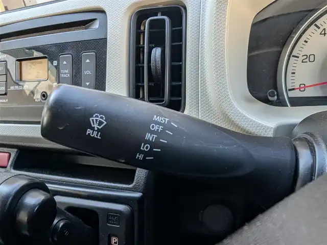 スズキ アルト L 埼玉県 2017(平29)年 3.4万km ブルーイッシュブラックパール3 純正オーディオ/　┗CD/AM・FM/AUX端子/ドアバイザー/アイドリングストップ/シートヒーター（運転席）