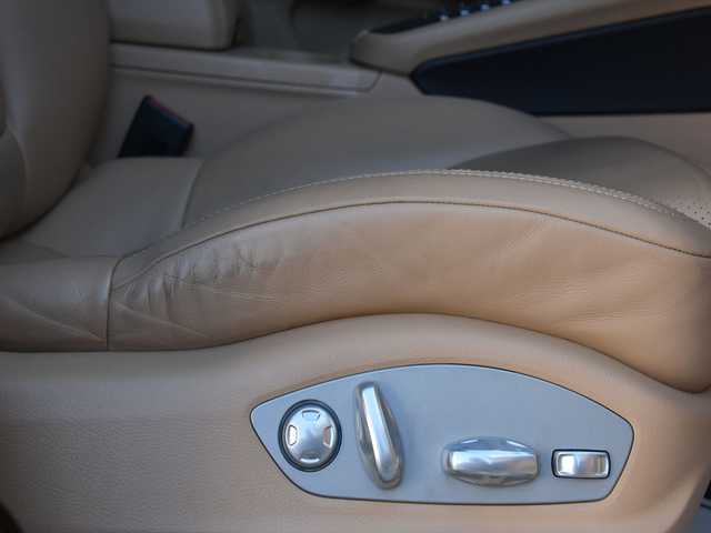 ポルシェ マカン GTS 和歌山県 2016(平28)年 4.6万km 白 ベージュ革 /純OP20AW /スポエグ /エントリー＆ドライブ/PASM /純ナビ /360度カメラ /LKA /オートテールゲート /BOSEサウンド /前後ドラレコ /パドルシフト /アイドリングストップ /パワーシート /シートヒーター /ETC