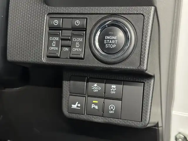 ダイハツ タント カスタム X セレクション 三重県 2020(令2)年 2万km ブラックマイカメタリック/シャイニングホワイトパール ガソリン/FF/インパネCVT/ストラーダ 7インチナビ（FM/AM/SD/iPod/TV/USB/Bluetooth/MEMORY MUSIC/CD/VTR）/バックカメラ/両側パワースライドドア（ワンタッチオープン機能/ウェルカムオープン機能/タッチ＆ゴーロック機能付）/スマートアシスト3/・衝突回避支援ブレーキ機能（対車両・対歩行者）/・衝突警報機能（対車両・対歩行者）/・ブレーキ制御付誤発進抑制機能（前方・後方）/・車線逸脱警報機能/・車線逸脱抑制制御機能/・コーナーセンサー（フロント２個／リヤ２個）/・標識認識機能（進入禁止）/装備/・ハーフレザーシート/・シートヒーター（D/N）/・オートエアコン/・オートライト/・LED ヘッドランプ＋サイドビューランプ＋フロントフォグランプ/・運転席ロングスライド機能/・ステアリングスイッチ/・充電用USBジャック（タイプA）/・プッシュスタート/・純正14inAW/・スマートキーx2