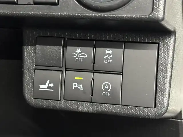 ダイハツ タント カスタム X セレクション 三重県 2020(令2)年 2万km ブラックマイカメタリック/シャイニングホワイトパール ガソリン/FF/インパネCVT/ストラーダ 7インチナビ（FM/AM/SD/iPod/TV/USB/Bluetooth/MEMORY MUSIC/CD/VTR）/バックカメラ/両側パワースライドドア（ワンタッチオープン機能/ウェルカムオープン機能/タッチ＆ゴーロック機能付）/スマートアシスト3/・衝突回避支援ブレーキ機能（対車両・対歩行者）/・衝突警報機能（対車両・対歩行者）/・ブレーキ制御付誤発進抑制機能（前方・後方）/・車線逸脱警報機能/・車線逸脱抑制制御機能/・コーナーセンサー（フロント２個／リヤ２個）/・標識認識機能（進入禁止）/装備/・ハーフレザーシート/・シートヒーター（D/N）/・オートエアコン/・オートライト/・LED ヘッドランプ＋サイドビューランプ＋フロントフォグランプ/・運転席ロングスライド機能/・ステアリングスイッチ/・充電用USBジャック（タイプA）/・プッシュスタート/・純正14inAW/・スマートキーx2
