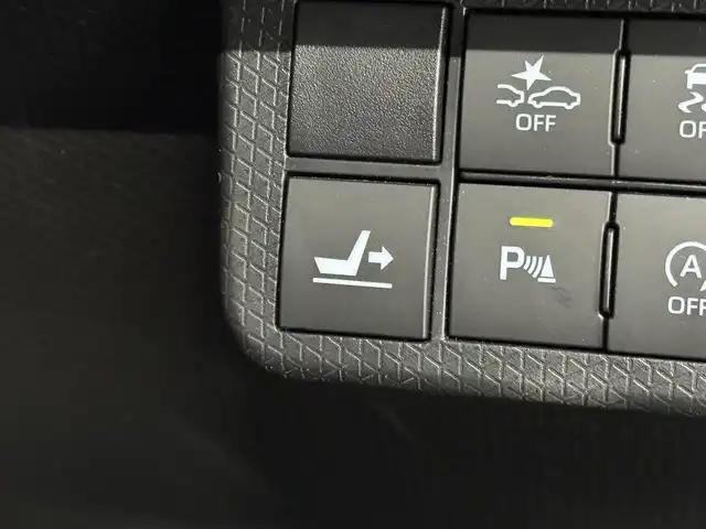 ダイハツ タント カスタム X セレクション 三重県 2020(令2)年 2万km ブラックマイカメタリック/シャイニングホワイトパール ガソリン/FF/インパネCVT/ストラーダ 7インチナビ（FM/AM/SD/iPod/TV/USB/Bluetooth/MEMORY MUSIC/CD/VTR）/バックカメラ/両側パワースライドドア（ワンタッチオープン機能/ウェルカムオープン機能/タッチ＆ゴーロック機能付）/スマートアシスト3/・衝突回避支援ブレーキ機能（対車両・対歩行者）/・衝突警報機能（対車両・対歩行者）/・ブレーキ制御付誤発進抑制機能（前方・後方）/・車線逸脱警報機能/・車線逸脱抑制制御機能/・コーナーセンサー（フロント２個／リヤ２個）/・標識認識機能（進入禁止）/装備/・ハーフレザーシート/・シートヒーター（D/N）/・オートエアコン/・オートライト/・LED ヘッドランプ＋サイドビューランプ＋フロントフォグランプ/・運転席ロングスライド機能/・ステアリングスイッチ/・充電用USBジャック（タイプA）/・プッシュスタート/・純正14inAW/・スマートキーx2