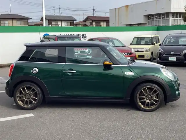 ＭＩＮＩ ミニ クーパー S 岡山県 2014(平26)年 4.6万km ＤグリーンⅡ 外部検査実施済車両/純正ナビ/バックカメラ/Bluetooth/ETC/スマートキー×2/社外17インチAW