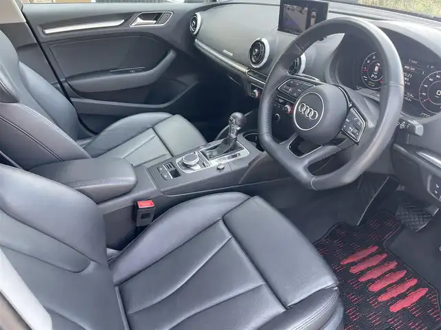 アウディ Ａ３ SB 1．4 TFSI スポーツ 福岡県 2017(平29)年 2.5万km ミトスブラックメタリック 純正ナビ /バーチャルコックピット /フルセグ/Apple CarPlay/コンビニエンスパッケージ /アシスタンスパッケージ /ACC /サイドアシスト/アクティブレーンアシスト/Audiプレセンス /シーケンシャルウインカー /黒革 /シートヒーター/パワーシート/純正AW有り/ETC