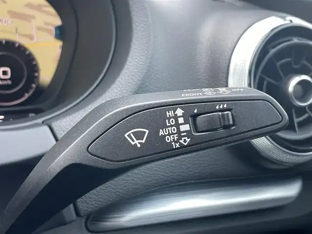 アウディ Ａ３ SB 1．4 TFSI スポーツ 福岡県 2017(平29)年 2.5万km ミトスブラックメタリック 純正ナビ /バーチャルコックピット /フルセグ/Apple CarPlay/コンビニエンスパッケージ /アシスタンスパッケージ /ACC /サイドアシスト/アクティブレーンアシスト/Audiプレセンス /シーケンシャルウインカー /黒革 /シートヒーター/パワーシート/純正AW有り/ETC