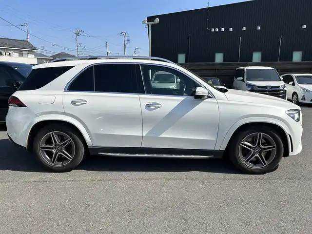 メルセデス・ベンツ ＧＬＥ４００ｄ 4MATIC スポーツ 茨城県 2020(令2)年 10.3万km ダイヤモンドホワイト ディーゼルツインターボ/4WD/ガラスルーフ/純正ナビ/USB/フルセグ/Bluetoothオーディオ/全周囲カメラ/純正ドラレコ(前後)/レーダークルーズコントロール/ビルトインETC2.0/電動セカンドシート/本革シート/全席シートヒーター/前席シートエアコン/電動リアゲート/エアサス/スマートキー２個/純正２０インチアルミホイール