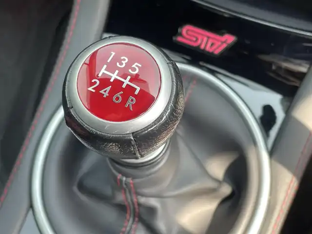 スバル ＷＲＸ ＳＴＩ STI 青森県 2018(平30)年 4万km アイスシルバーメタリック 社外ナビ/バックカメラ/フルセグTV/Bluetooth/横滑り防止装置/レザーシート/純正ＡＷ18インチ