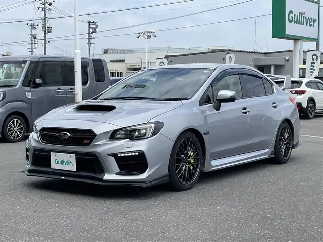 スバル ＷＲＸ ＳＴＩ STI 青森県 2018(平30)年 4万km アイスシルバーメタリック 社外ナビ/バックカメラ/フルセグTV/CD/DVD/BT/STIスタイルパッケージ/LEDヘッドライト/横滑り防止装置/ハーフレザー/イエローキャリパー/純正ＡＷ18インチ
