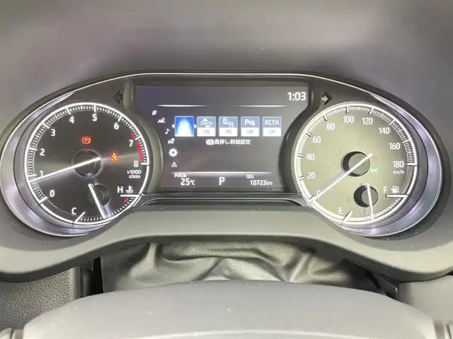 トヨタ ハリアー Z 千葉県 2021(令3)年 2.9万km ブラック トヨタセーフティセンス/・プリクラッシュセーフティ/・レーントレーシングアシスト/・ブラインドスポットモニター/・クリアランスソナー/・ロードサインアシスト/・アダプティブクルーズコントロール/コネクティッドナビ付12.3インチディスプレイオーディオ/・Bluetooth/・Miracast/・AUX/・USB/・フルセグTV/JBLサウンドシステム/アラウンドビューモニター/LEDオートライト/D席パワーシート/純正19インチアルミホイール/パワーバックドア/デジタルインナーミラー/パーキングスイッチ/ブレーキホールド/革巻きステアリング/ステアリングスイッチ/純正フロアマット/スマートキー/プッシュスタート/ビルトインETC2.0