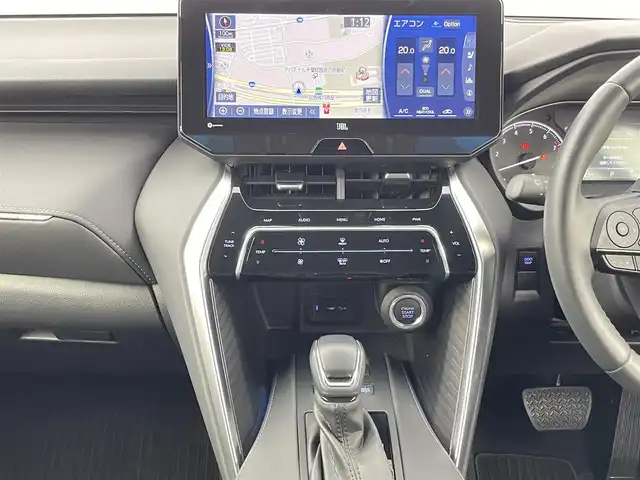 トヨタ ハリアー Z 千葉県 2021(令3)年 2.9万km ブラック トヨタセーフティセンス/・プリクラッシュセーフティ/・レーントレーシングアシスト/・ブラインドスポットモニター/・クリアランスソナー/・ロードサインアシスト/・アダプティブクルーズコントロール/コネクティッドナビ付12.3インチディスプレイオーディオ/・Bluetooth/・Miracast/・AUX/・USB/・フルセグTV/JBLサウンドシステム/アラウンドビューモニター/LEDオートライト/D席パワーシート/純正19インチアルミホイール/パワーバックドア/デジタルインナーミラー/パーキングスイッチ/ブレーキホールド/革巻きステアリング/ステアリングスイッチ/純正フロアマット/スマートキー/プッシュスタート/ビルトインETC2.0