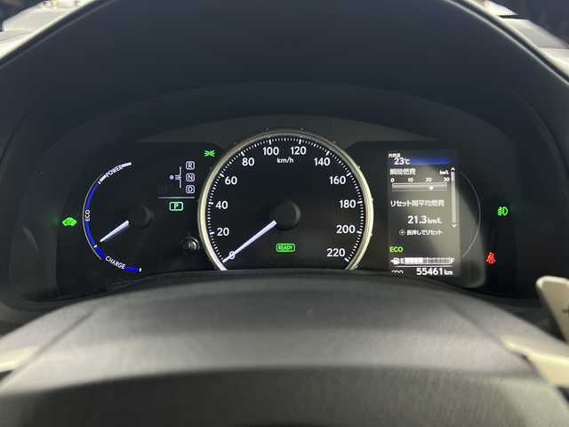 レクサス ＣＴ 200h バージョンC 愛知県 2017(平29)年 5.6万km グラファイトブラックガラスフレーク 純正ＳＤナビ　/フルセグ/ＣＤ/ＤＶＤ/Ｂｌｕｅｔｏｏｔｈ　/バックカメラ　/ＥＴＣ　/ドライブレコーダー　/衝突軽減ブレーキ　/レーンキープアシスト　/前後コーナーセンサー　/パドルシフト　/ＬＥＤヘッドライト/フォグランプ/オートハイビーム/オートライト/純正フロアマット/純正アルミホイール/シートヒーター
