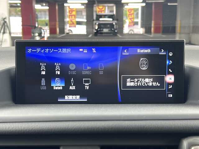レクサス ＣＴ 200h バージョンC 愛知県 2017(平29)年 5.6万km グラファイトブラックガラスフレーク 純正ＳＤナビ　/フルセグ/ＣＤ/ＤＶＤ/Ｂｌｕｅｔｏｏｔｈ　/バックカメラ　/ＥＴＣ　/ドライブレコーダー　/衝突軽減ブレーキ　/レーンキープアシスト　/前後コーナーセンサー　/パドルシフト　/ＬＥＤヘッドライト/フォグランプ/オートハイビーム/オートライト/純正フロアマット/純正アルミホイール/シートヒーター